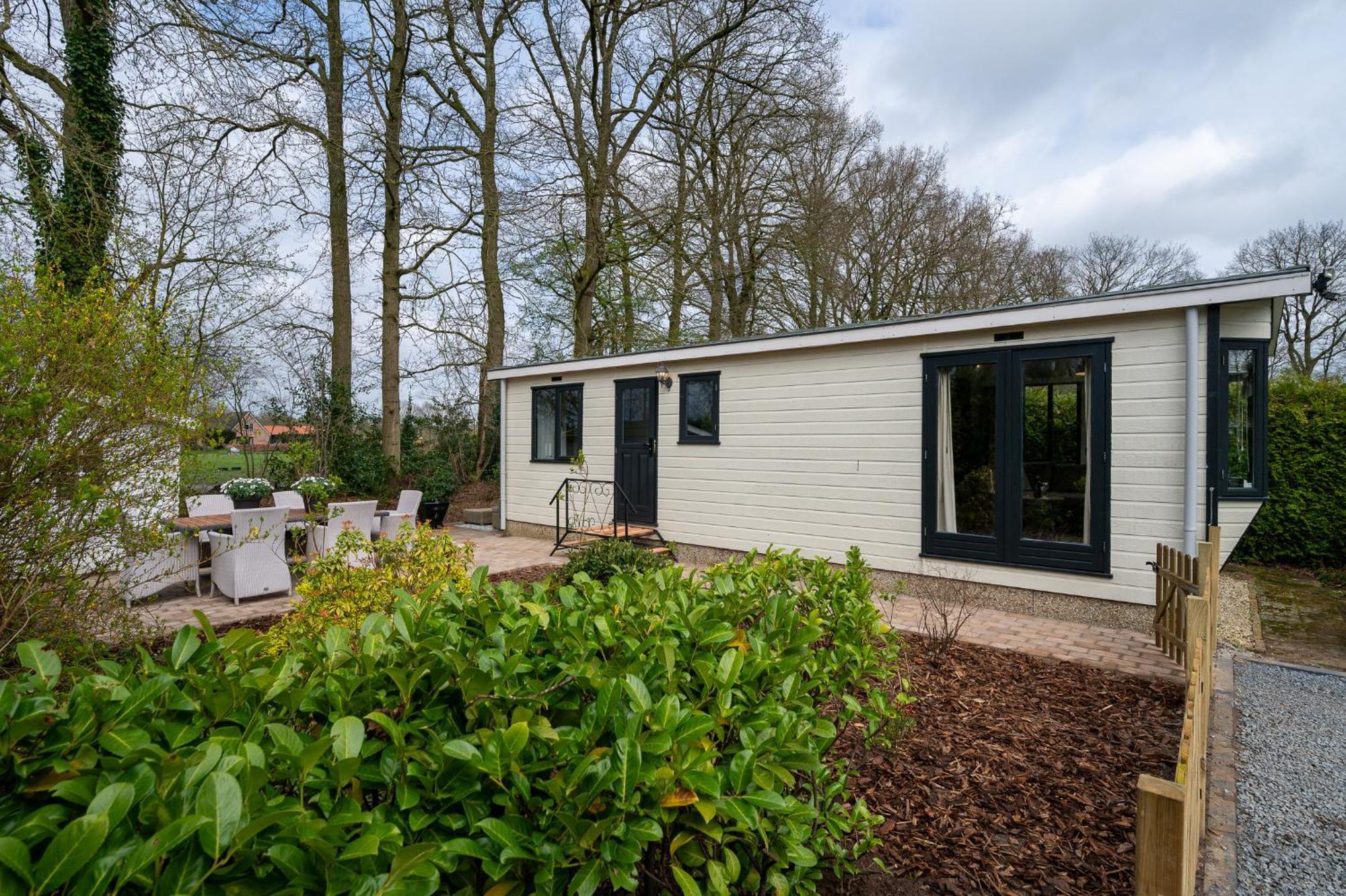 Hotel Chique Chalet Met Zicht Over De Weilanden Op De Veluwe Epe Esterno foto